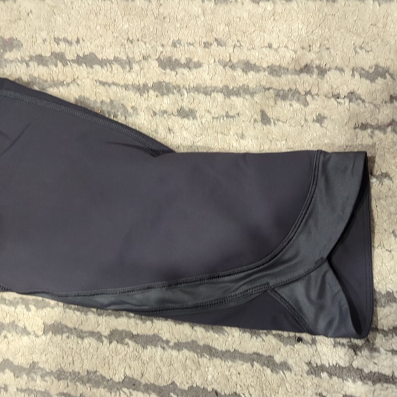 Lululemon Chase Me Crop II Soot / Heathered Medium Grey - Picture 14 of 15